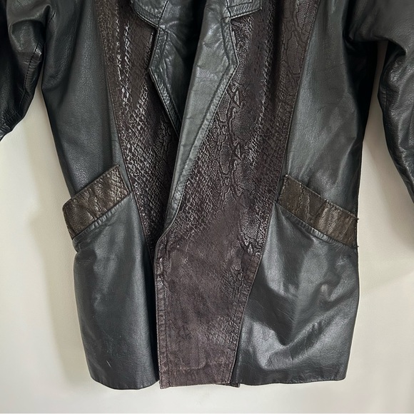 Vintage 80s Black Leather Coat Jacket Large Shoulders - Picture 5 of 16